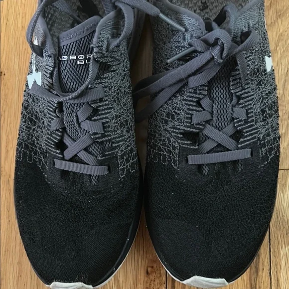 Under Armour Women's Black and Gray Athletic Shoes - Picture 12 of 16